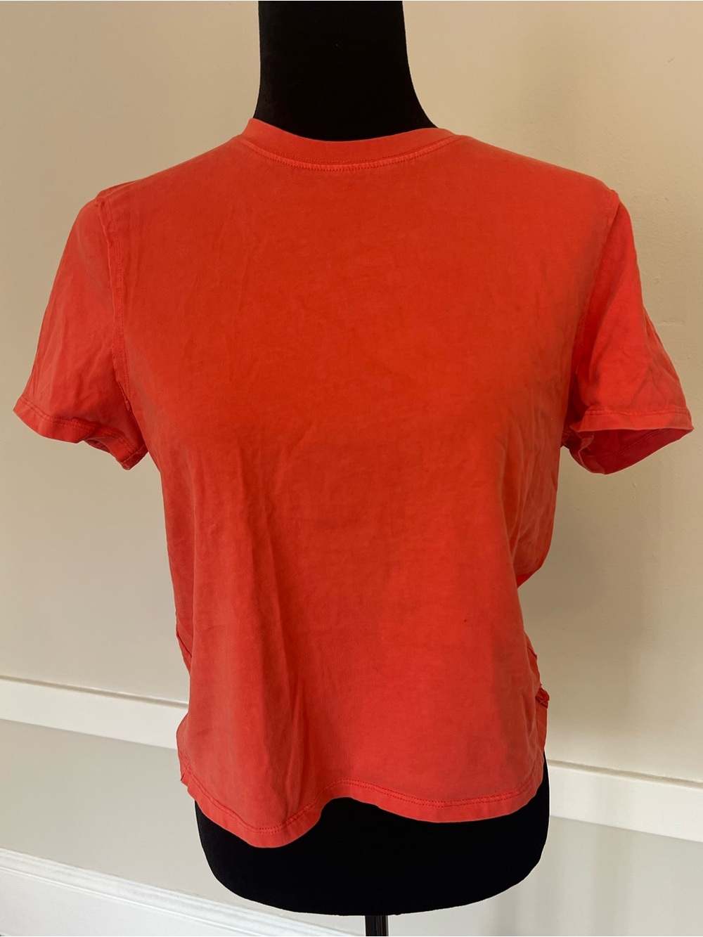 We The Free 100% Cotton Short Sleeve Crewneck Tee Coral Red Sz Small Hem Detail